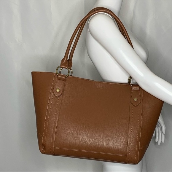 Frye And Co With Zip Pouch Shoulder Bag - Picture 5 of 14